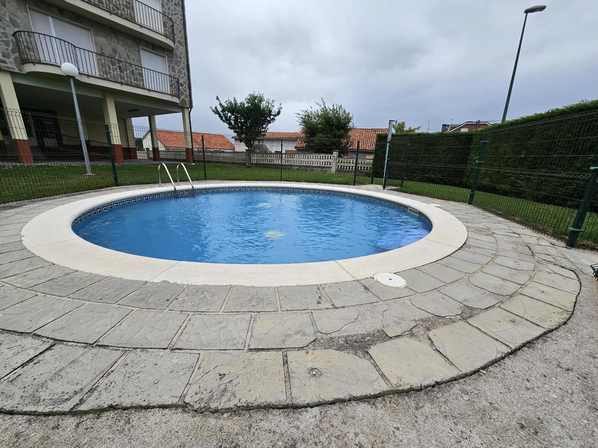C12A01 Coqueto Apartamento Con Piscina Y Garaje Suances Exterior photo